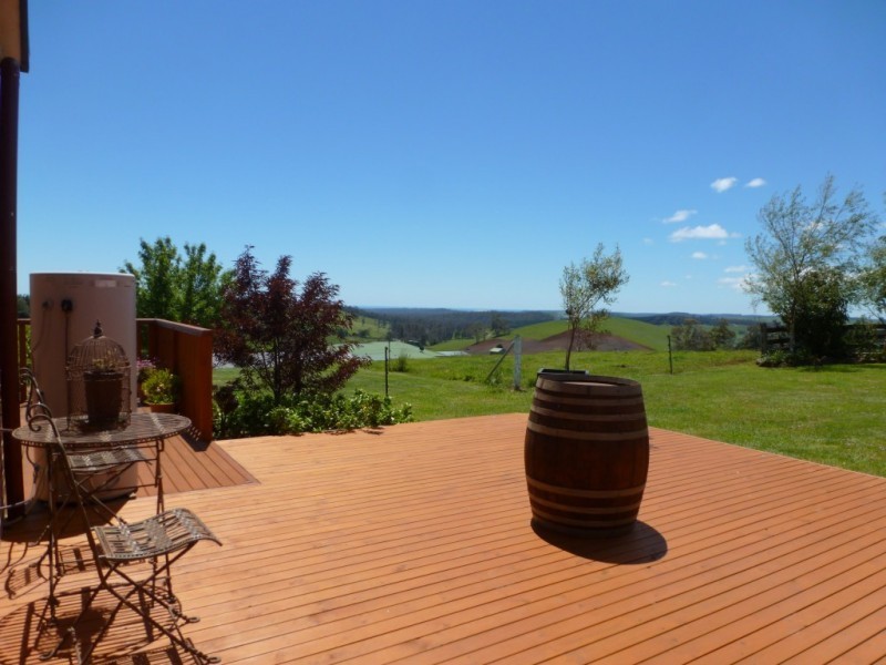 8 Thomas Street, Scottsdale TAS 7260