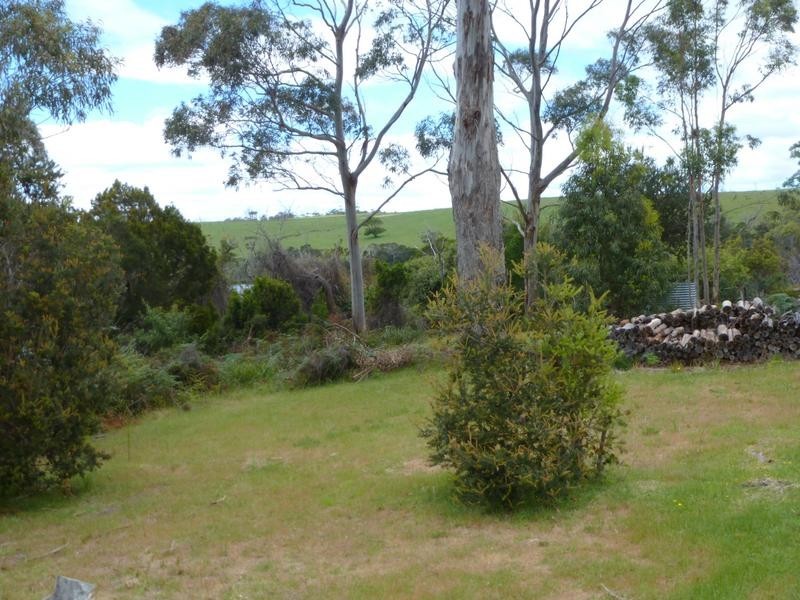 23 Melaleuca Street, Ansons Bay TAS 7216