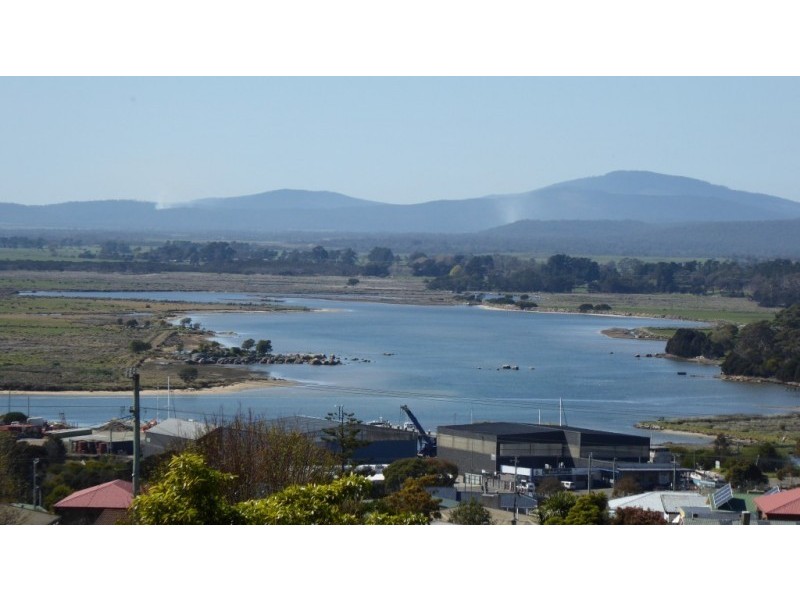 6 Flinders Lane, Bridport TAS 7262