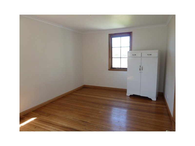 * Ferny Hill Road, Bridport TAS 7262