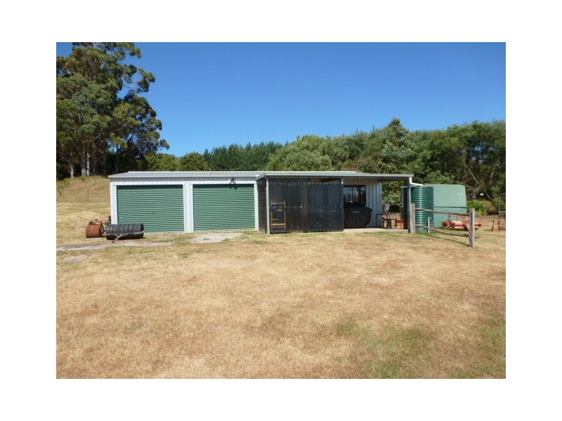 * Banca Road, Winnaleah TAS 7265