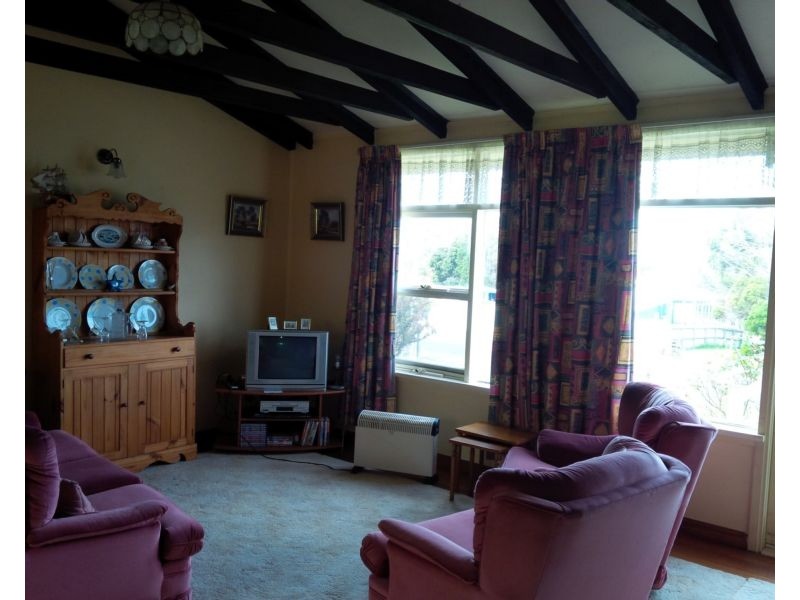 123 Westwood Street, Bridport TAS 7262
