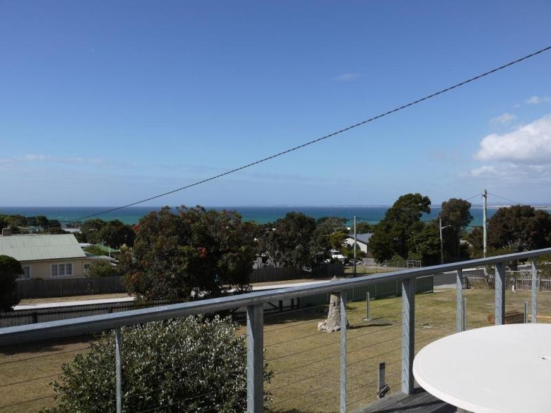 17 Thomas Street, Bridport TAS 7262