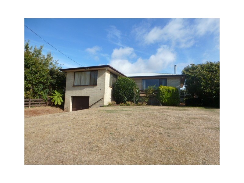 10 McLennan Street, Scottsdale TAS 7260