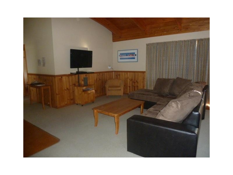 6/35 Main Street, Bridport TAS 7262