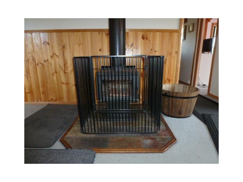 10 Edwards Place, Branxholm TAS 7261