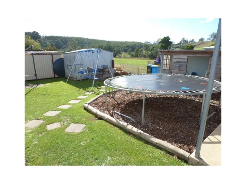 10 Edwards Place, Branxholm TAS 7261