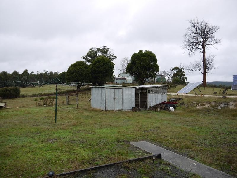 * Barnbougle Road, Scottsdale TAS 7260