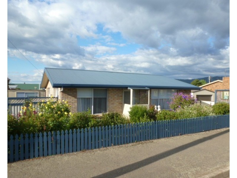 1/9 Hedley Street, Scottsdale TAS 7260