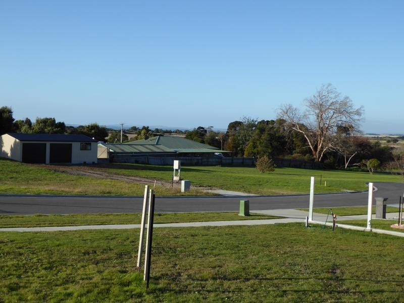 16 Therese Street, Bridport TAS 7262