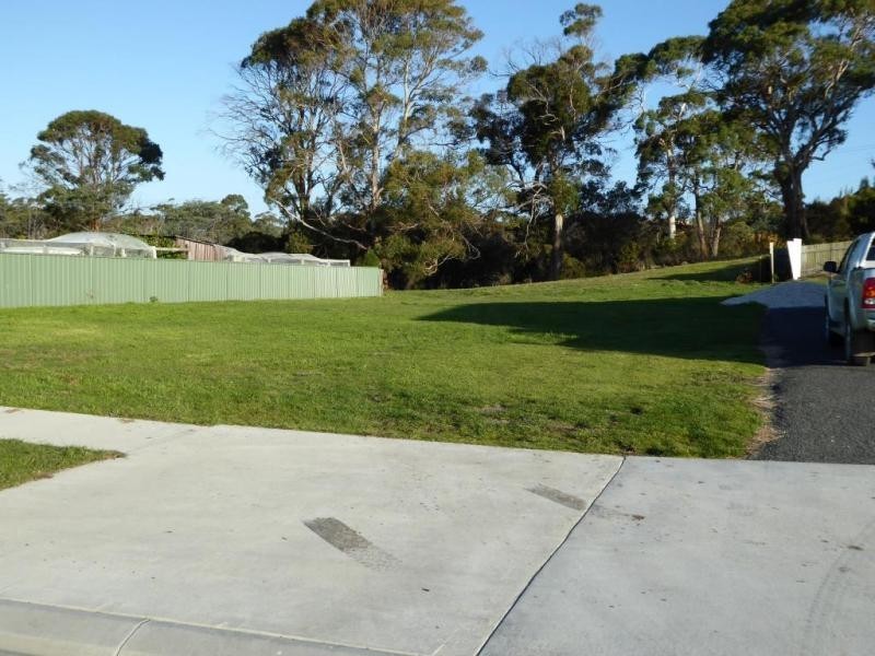 14 Therese Street, Bridport TAS 7262