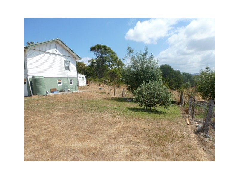 6 Alfred Street, Pioneer TAS 7264