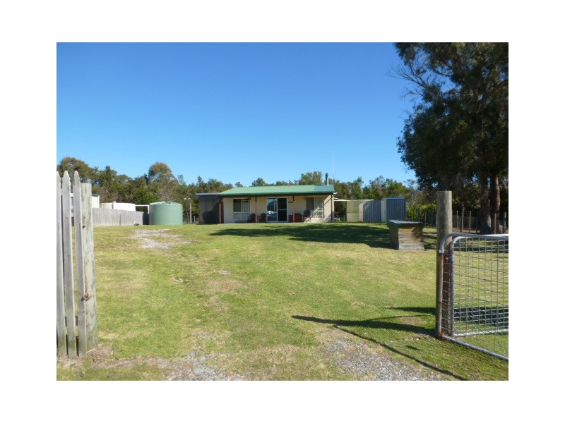 8 Swan Street, Musselroe Bay TAS 7264