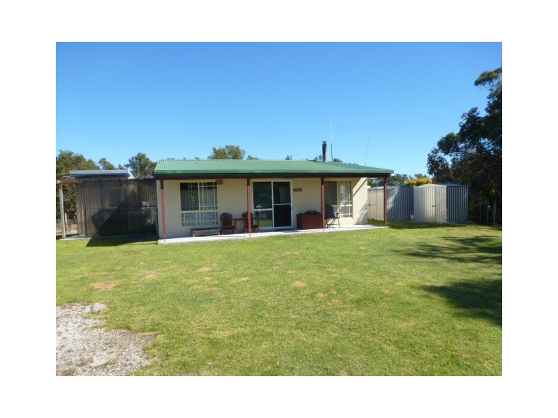 8 Swan Street, Musselroe Bay TAS 7264