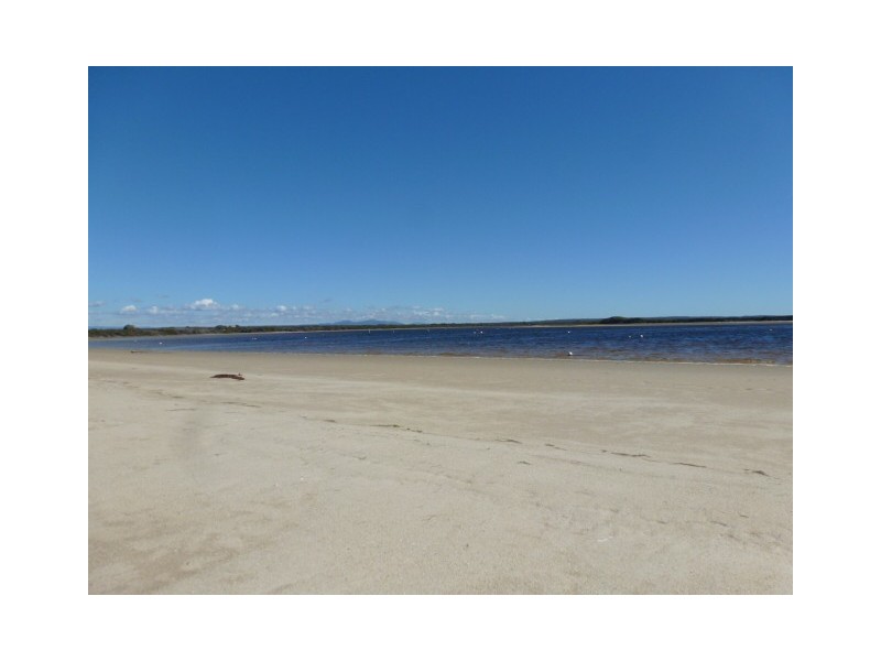 8 Swan Street, Musselroe Bay TAS 7264