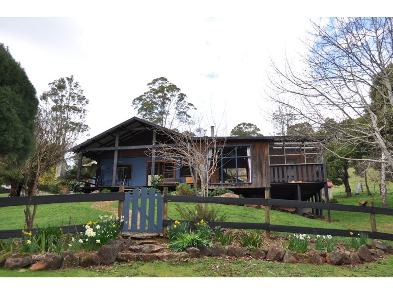 * Banks Road, Derby TAS 7264