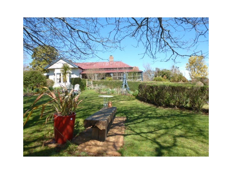 * Legerwood Lane, Branxholm TAS 7261