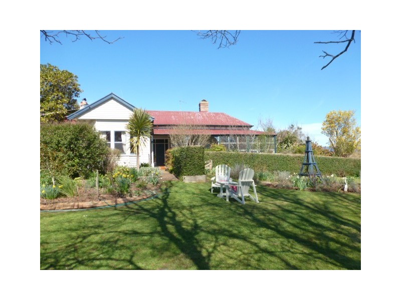 * Legerwood Lane, Branxholm TAS 7261