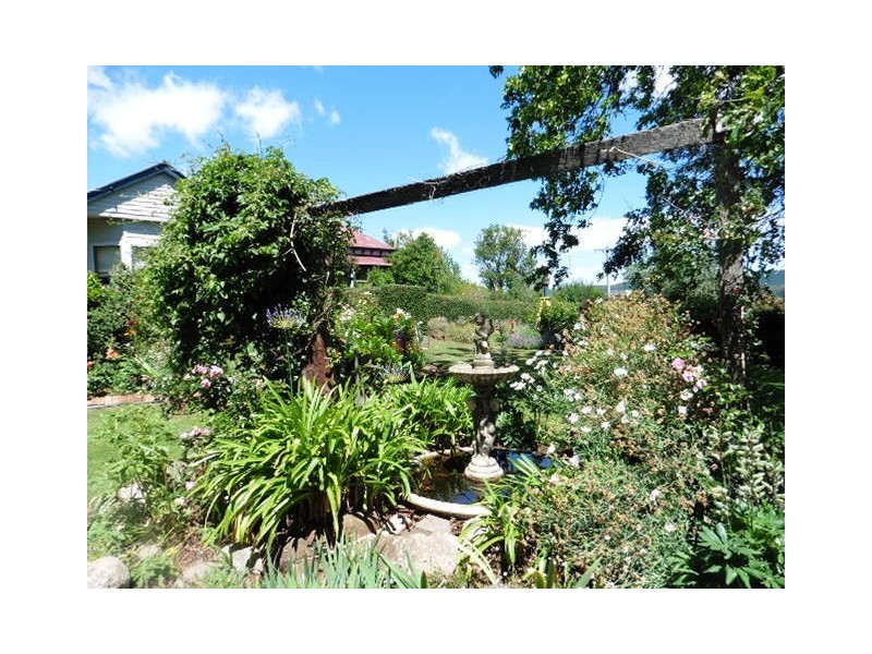 * Legerwood Lane, Branxholm TAS 7261