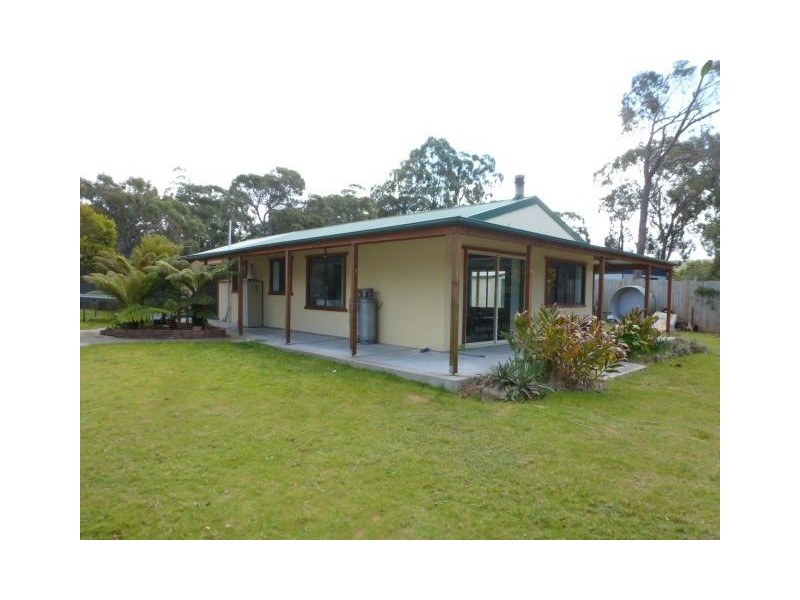 8 Melaleuca Street, Ansons Bay TAS 7216