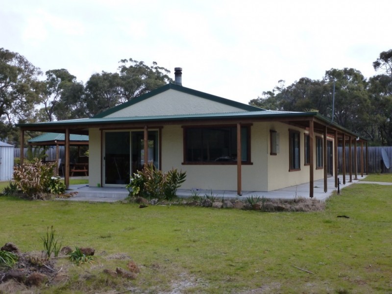 8 Melaleuca Street, Ansons Bay TAS 7216