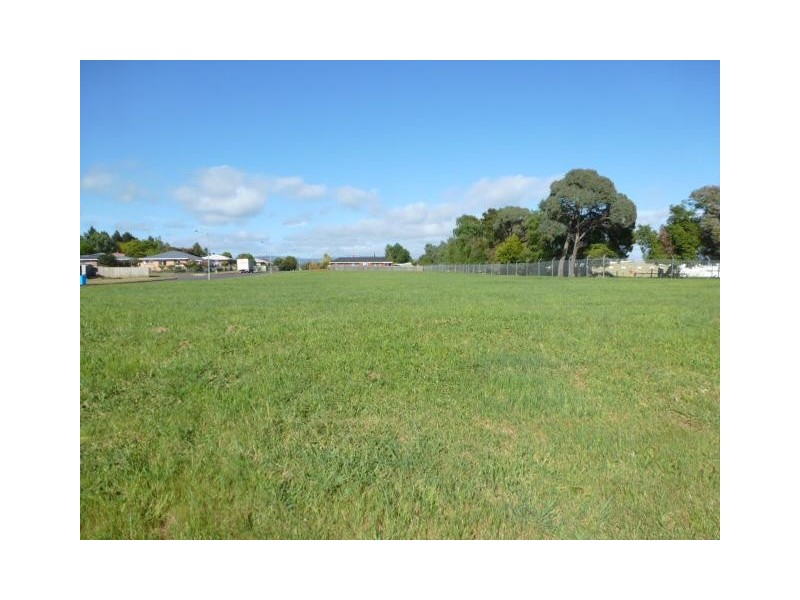 ** Beattie Street, Scottsdale TAS 7260