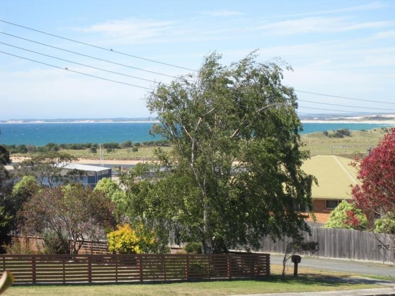 14 Bridview Place, Bridport TAS 7262