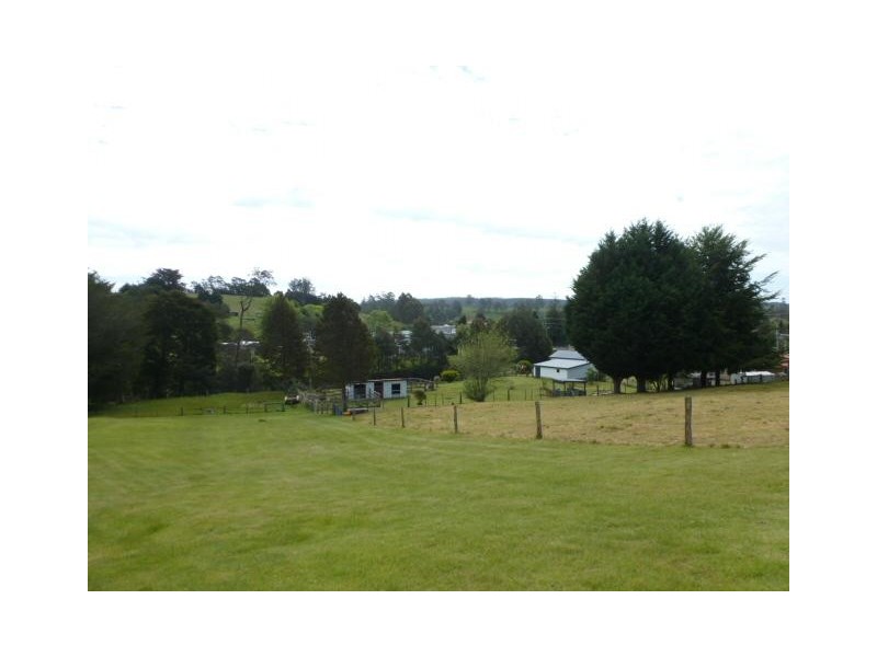 * Scott Street, Branxholm TAS 7261