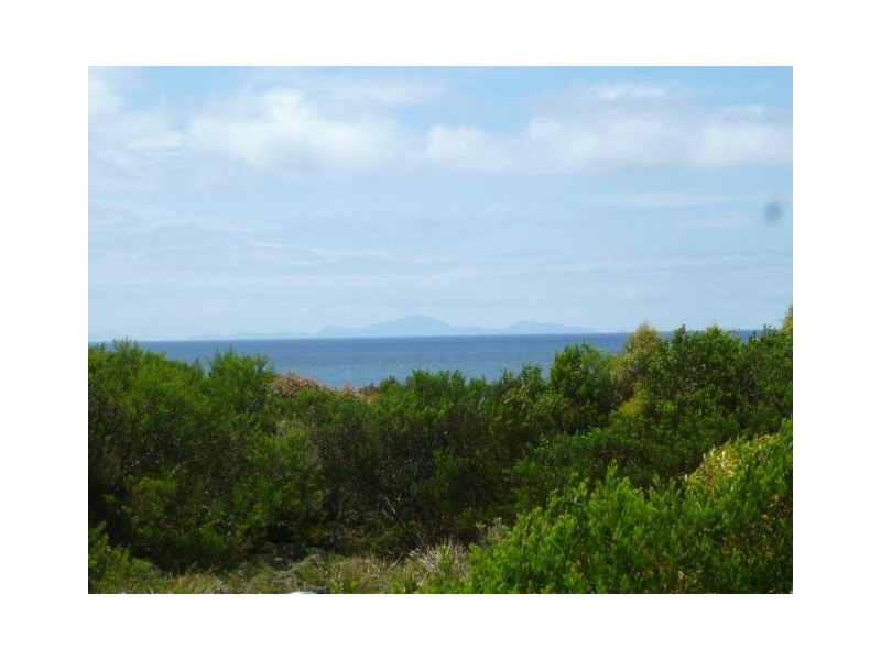 1 Carins Close, Tomahawk TAS 7262