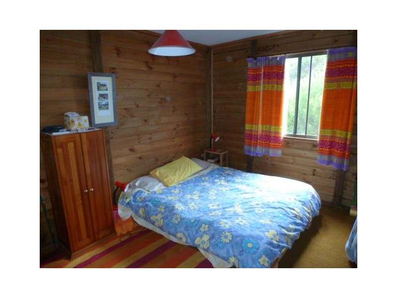 1 Carins Close, Tomahawk TAS 7262