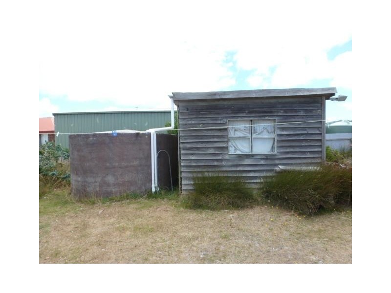 1 Carins Close, Tomahawk TAS 7262