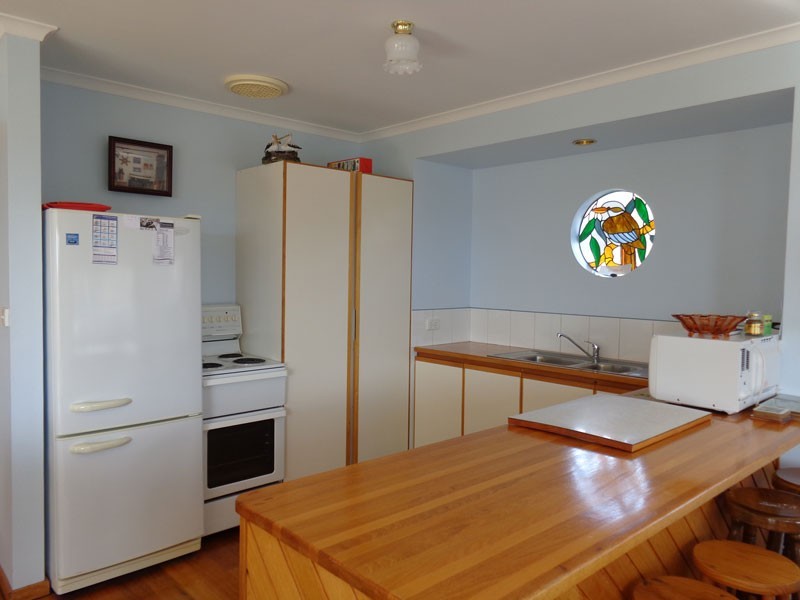 16 Coffey Court, Binalong Bay TAS 7216