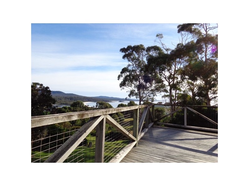 16 Coffey Court, Binalong Bay TAS 7216