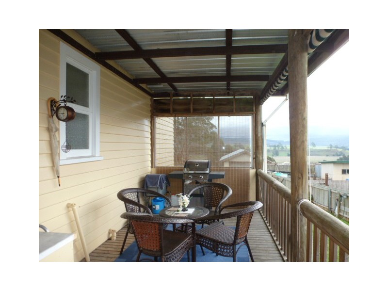 16 Albert Street, Branxholm TAS 7261