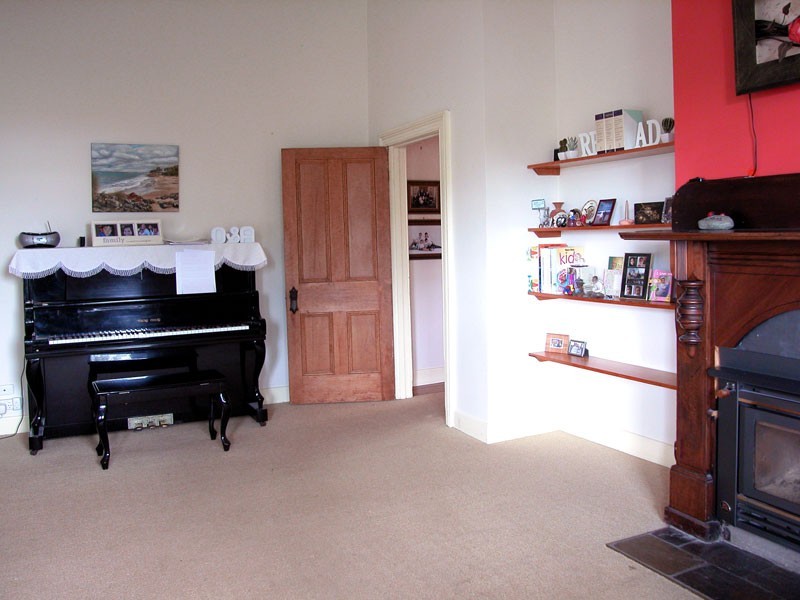 10 Charles Street, Scottsdale TAS 7260