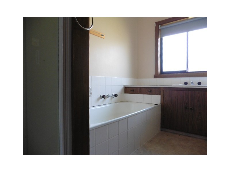 122 George Street, Scottsdale TAS 7260