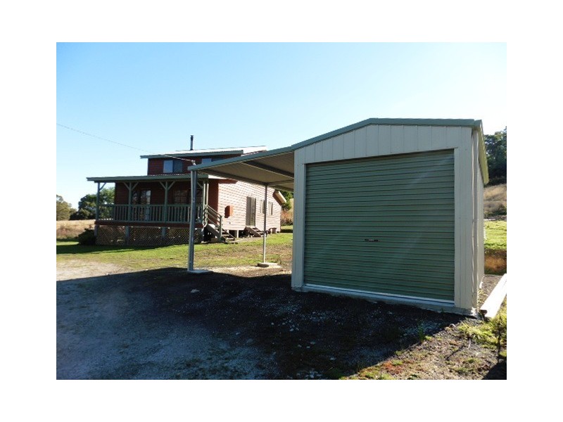 * Nabowla Road, Nabowla, Scottsdale TAS 7260