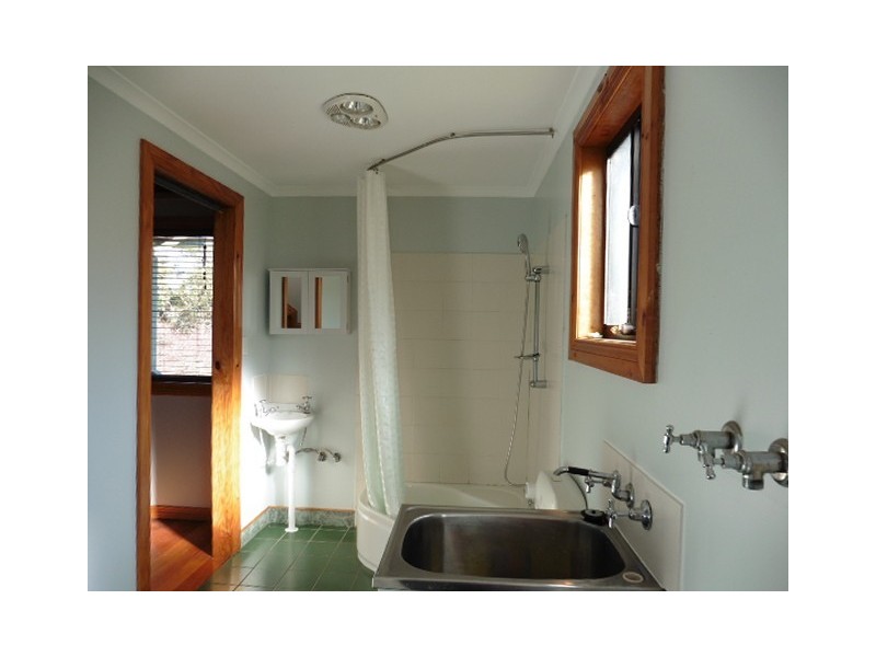 * Nabowla Road, Nabowla, Scottsdale TAS 7260