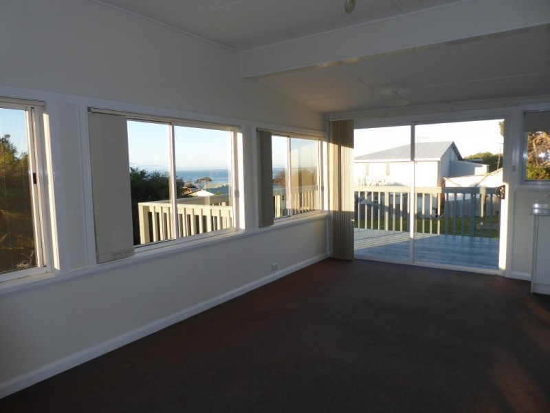 17 Albert Street, Bridport TAS 7262