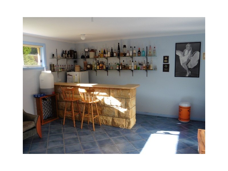 * Pearce Street, Branxholm TAS 7261
