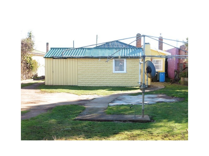 33 Ellenor Street, Scottsdale TAS 7260