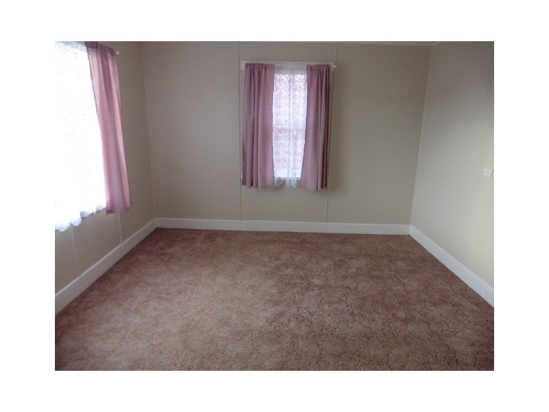 33 Ellenor Street, Scottsdale TAS 7260