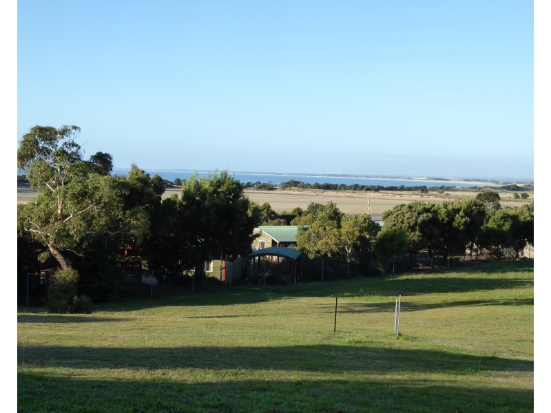 2 Therese Street, Bridport TAS 7262