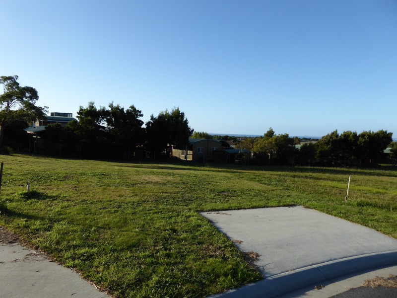 3 Therese Street, Bridport TAS 7262