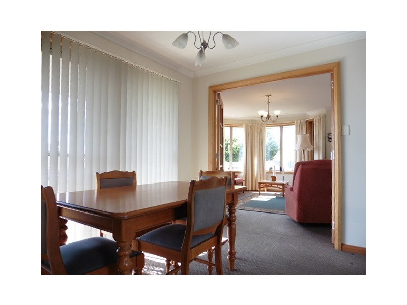 17 Charles Street, Scottsdale TAS 7260