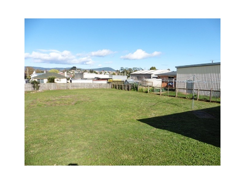 17 Charles Street, Scottsdale TAS 7260