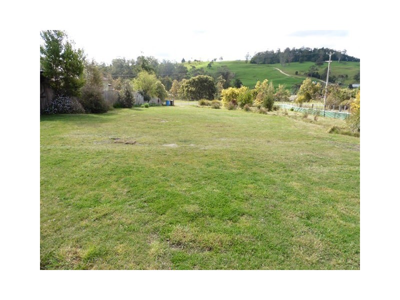 ** Rainbow Road, Herrick TAS 7264
