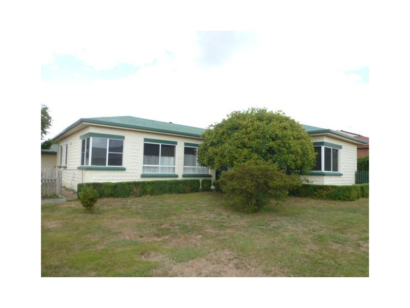 17 Gofton Street, Scottsdale TAS 7260