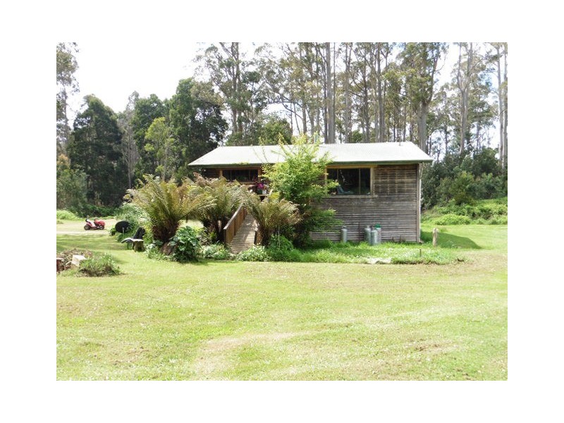 ** Walkers Road, Branxholm TAS 7261