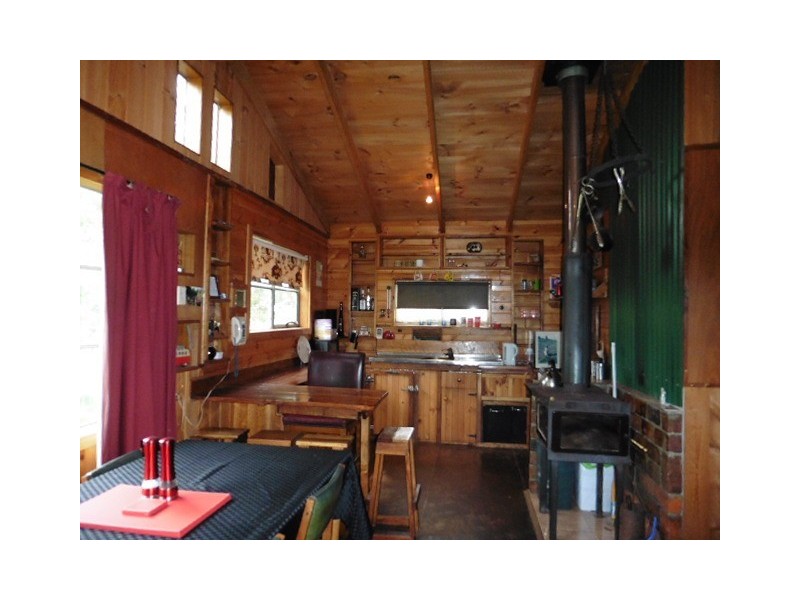 11 Stoke Street, Branxholm TAS 7261